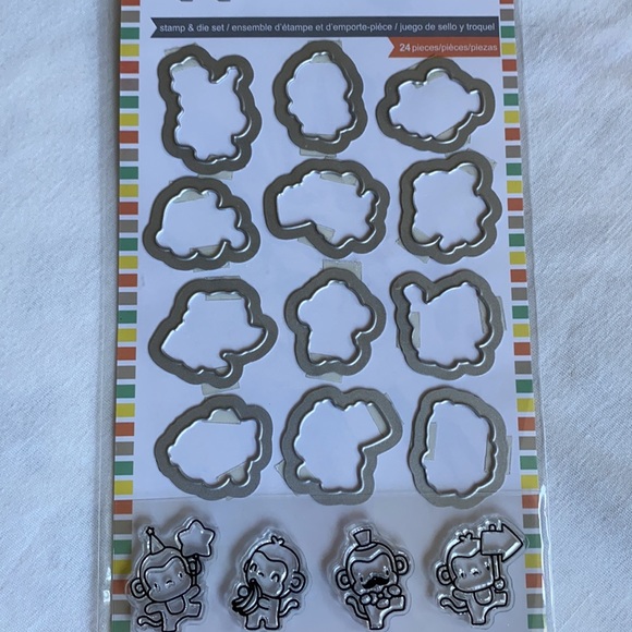 Mama Elephant stamp and die set NEW! Cute monkey design - Picture 3 of 9